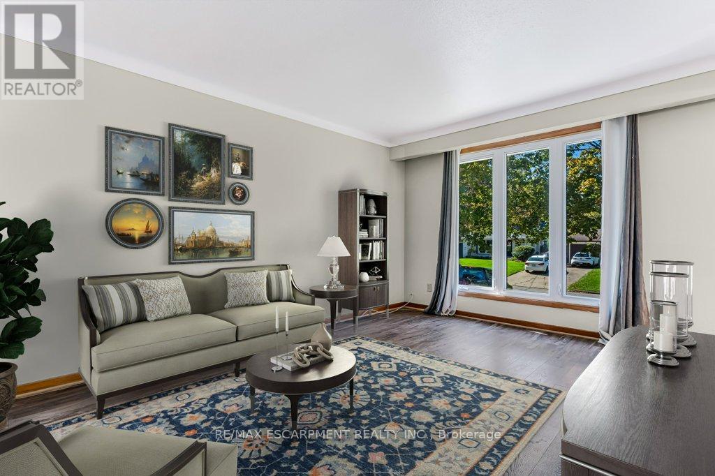 12 Shoreline Drive, St. Catharines, Ontario  L2N 3V8 - Photo 7 - X12466097