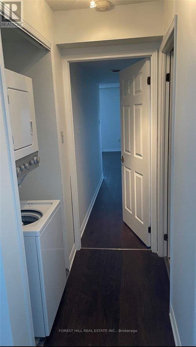 1111 - 695 Richmond Street, London East (East F), Ontario  N6A 5M8 - Photo 11 - X12466114
