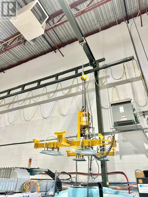 4 - 465 Pinebush Road S, Cambridge, Ontario N1T 2J4 - Photo 18 - X12466147