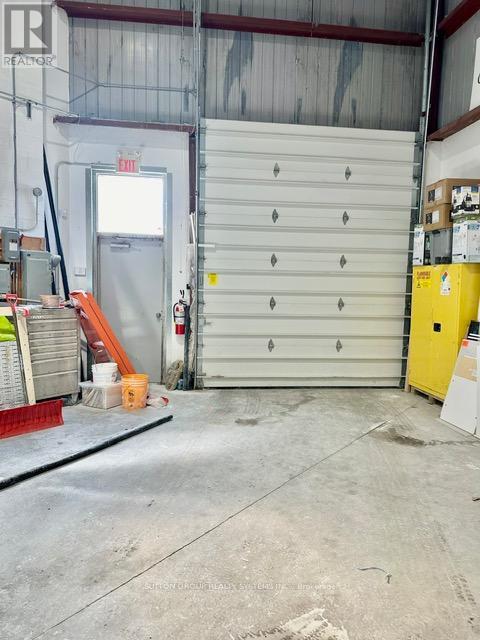 4 - 465 Pinebush Road S, Cambridge, Ontario N1T 2J4 - Photo 20 - X12466147