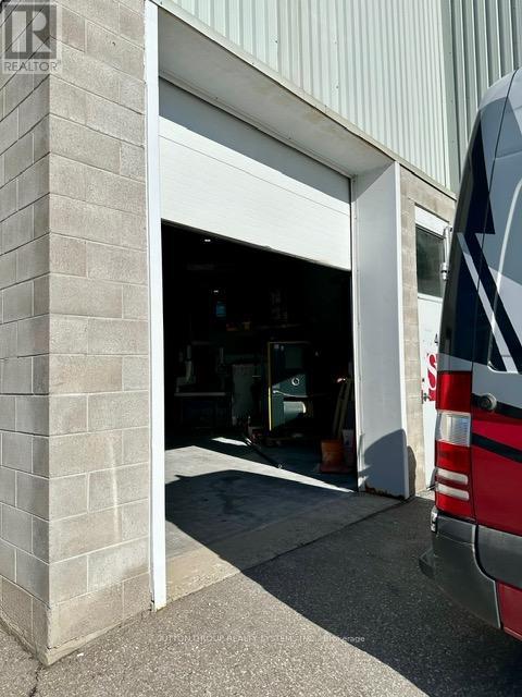 4 - 465 Pinebush Road S, Cambridge, Ontario N1T 2J4 - Photo 21 - X12466147