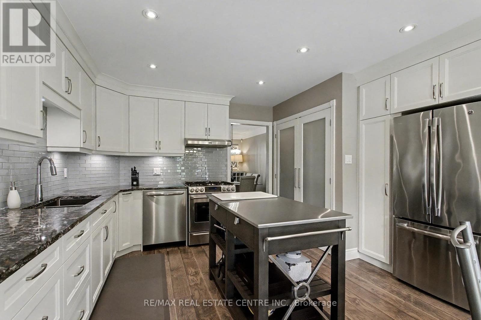 16 - 71 Beasley Crescent, Cambridge, Ontario  N1T 1P5 - Photo 12 - X12466167