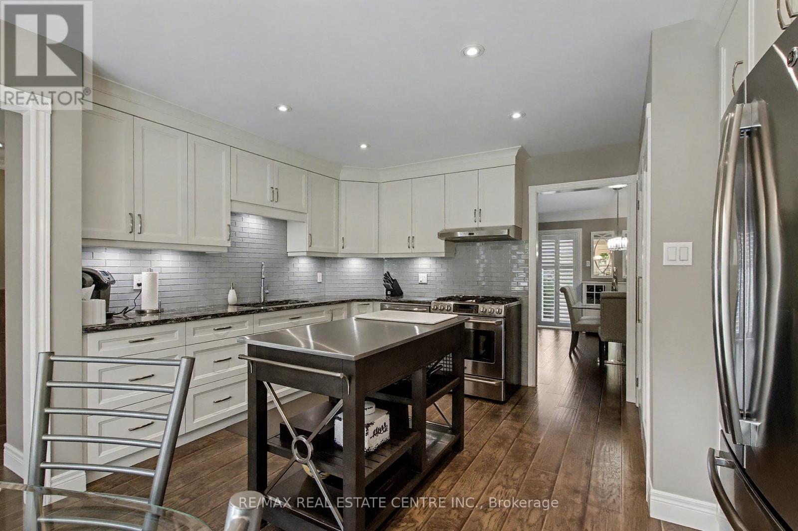 16 - 71 Beasley Crescent, Cambridge, Ontario  N1T 1P5 - Photo 13 - X12466167