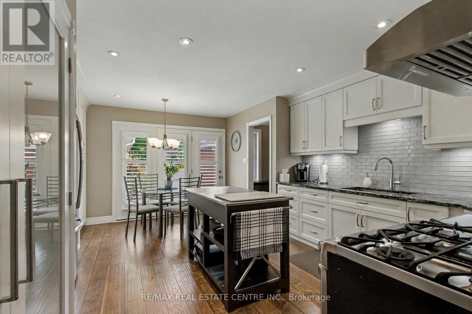 16 - 71 Beasley Crescent, Cambridge, Ontario  N1T 1P5 - Photo 14 - X12466167
