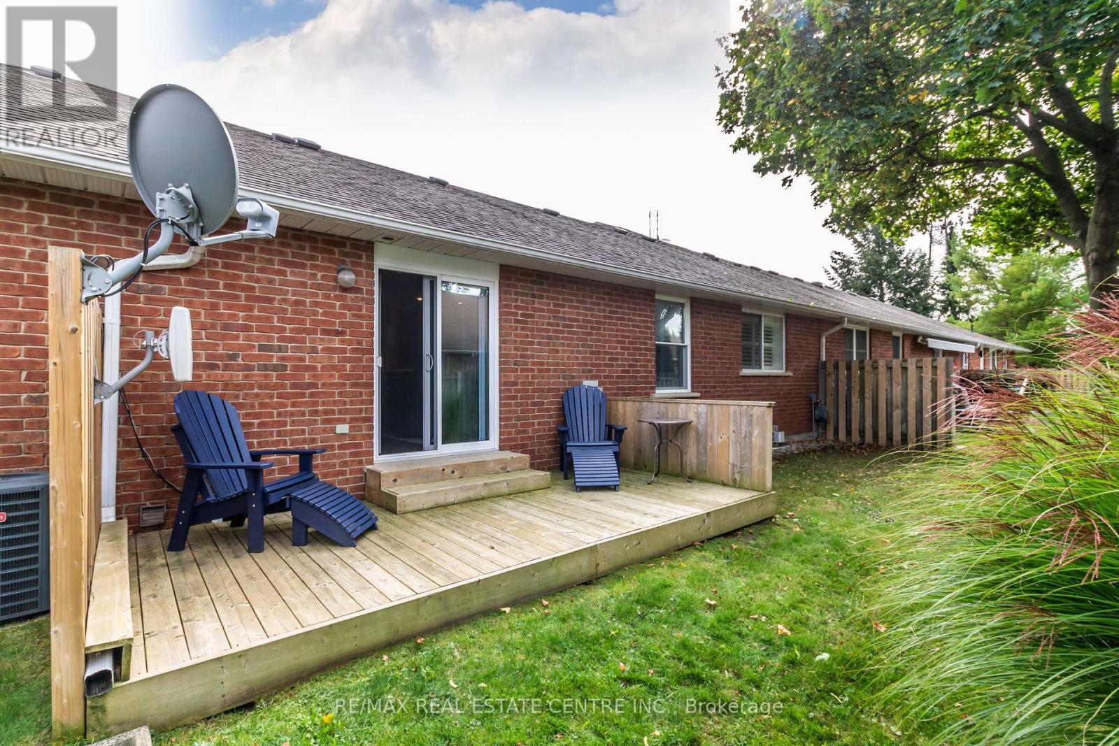 16 - 71 Beasley Crescent, Cambridge, Ontario  N1T 1P5 - Photo 37 - X12466167