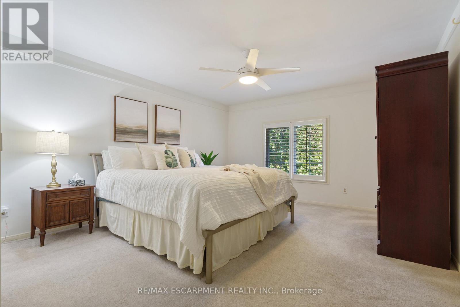 75 Terrace Drive, Hamilton, Ontario  L9H 3X1 - Photo 32 - X12466189