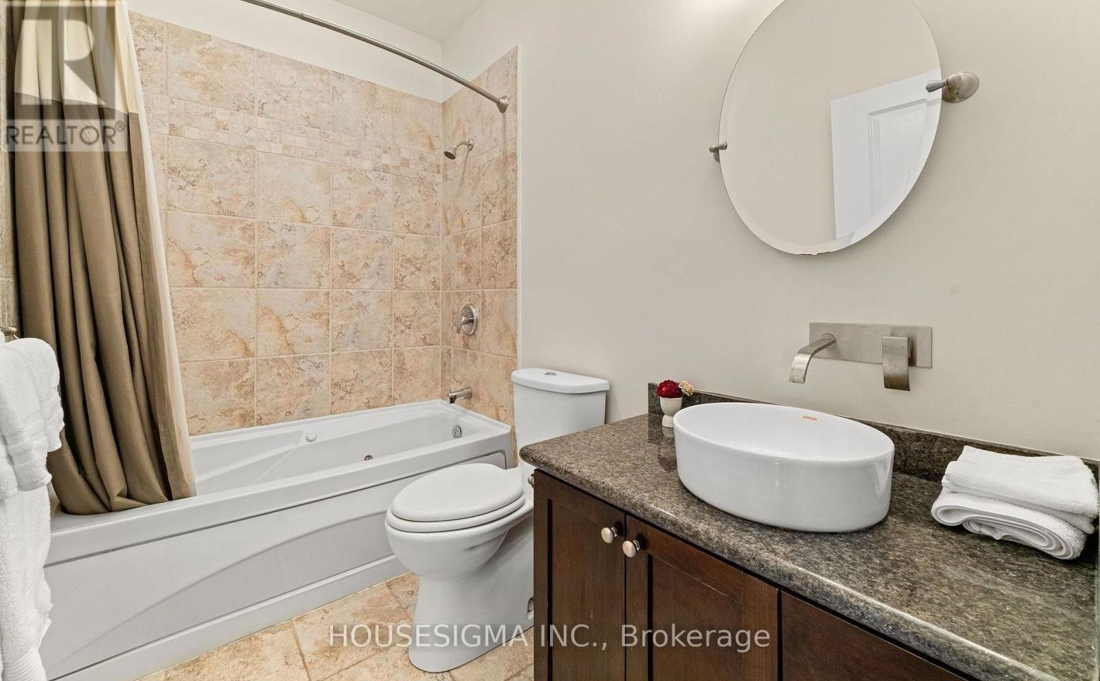 8 Mount Pleasant Road, Belleville (Belleville Ward), Ontario  K8N 3J2 - Photo 23 - X12466190