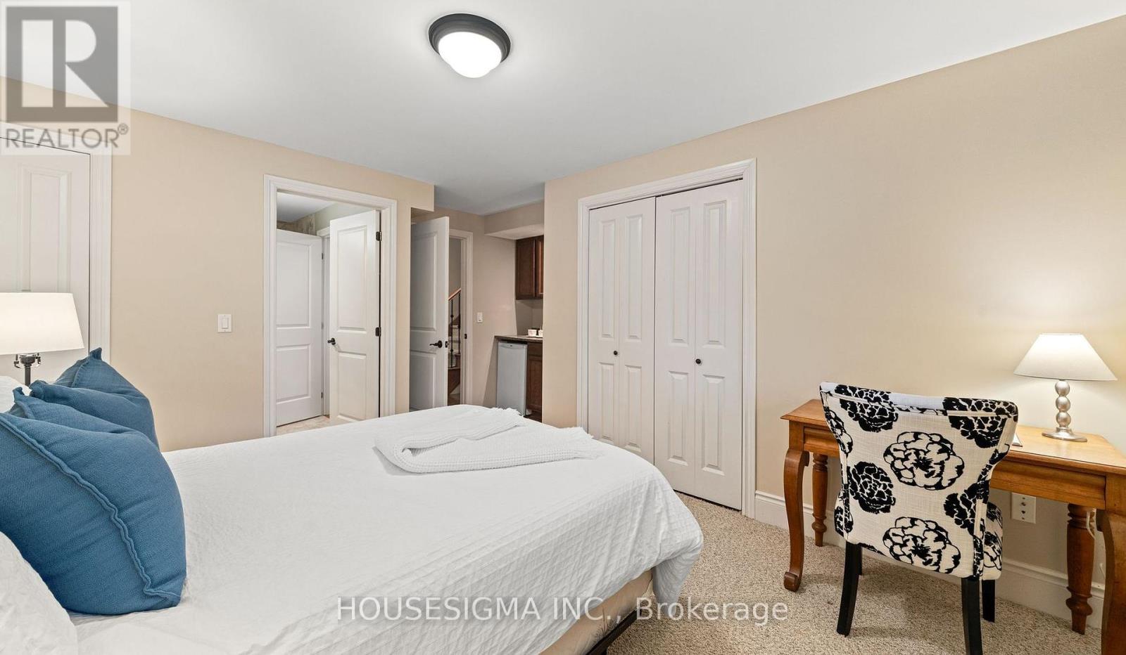8 Mount Pleasant Road, Belleville (Belleville Ward), Ontario  K8N 3J2 - Photo 31 - X12466190