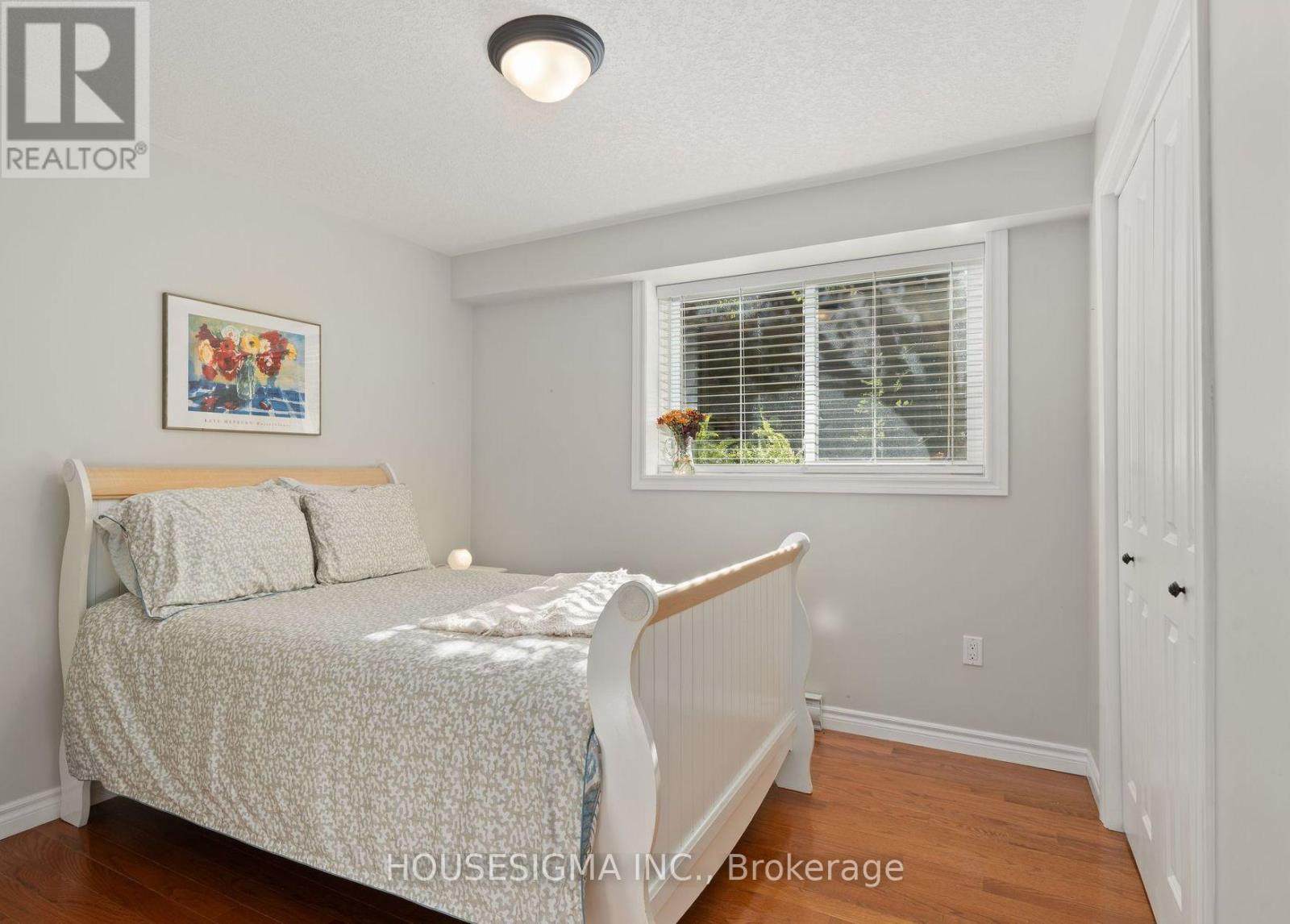 8 Mount Pleasant Road, Belleville (Belleville Ward), Ontario  K8N 3J2 - Photo 41 - X12466190