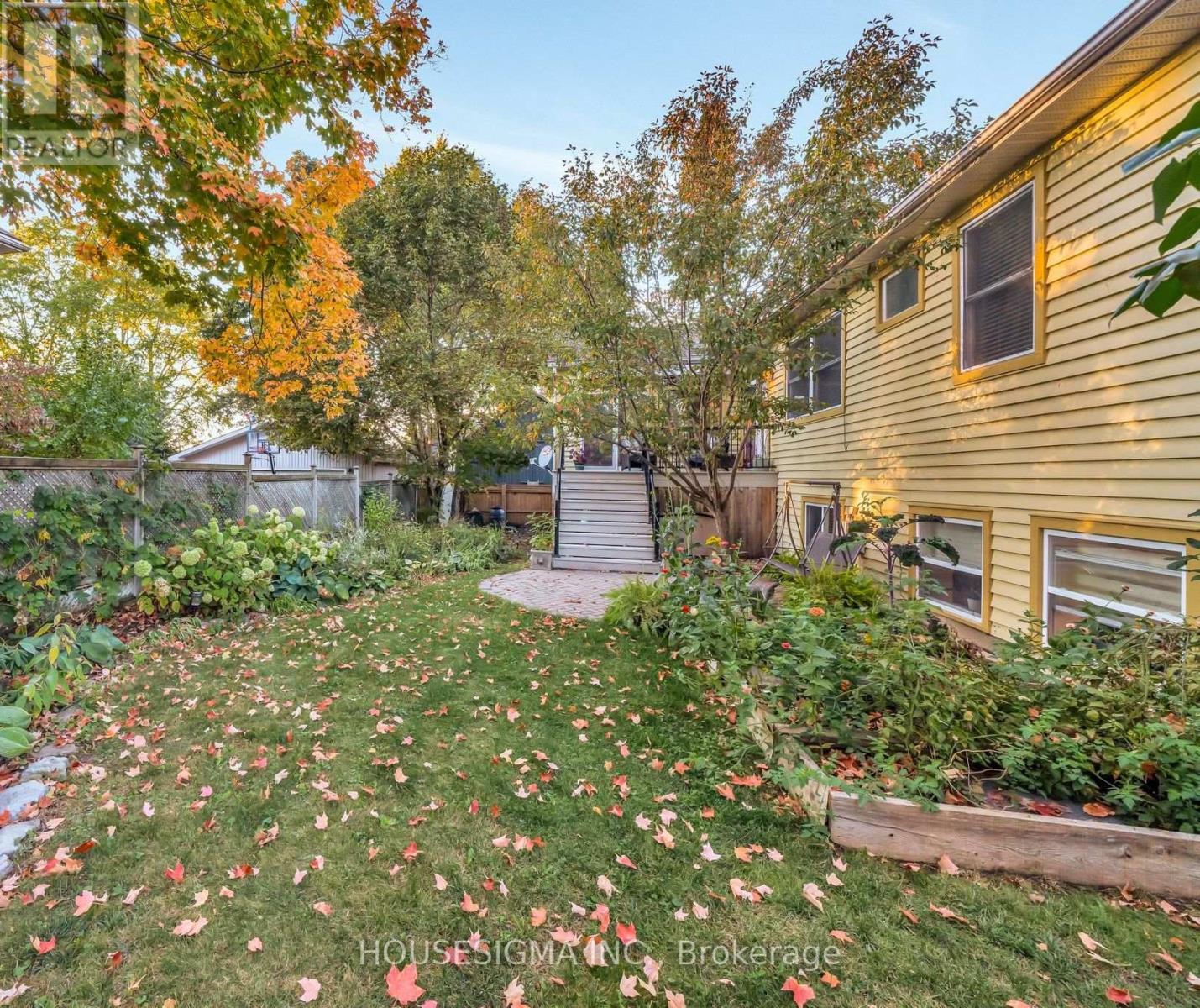 8 Mount Pleasant Road, Belleville (Belleville Ward), Ontario  K8N 3J2 - Photo 49 - X12466190