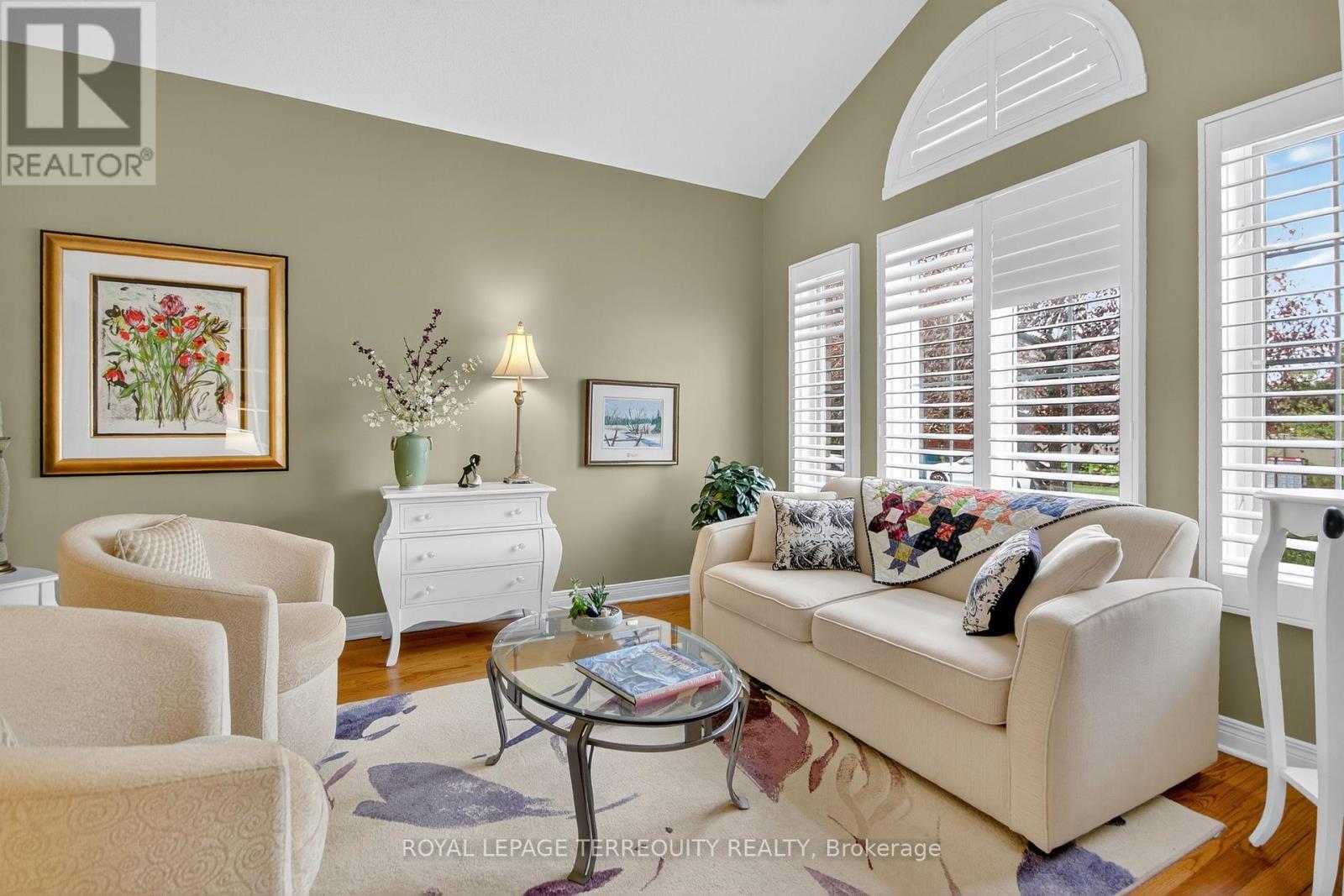96 Allanford Avenue, Ottawa, Ontario  K1T 3Y6 - Photo 6 - X12466192