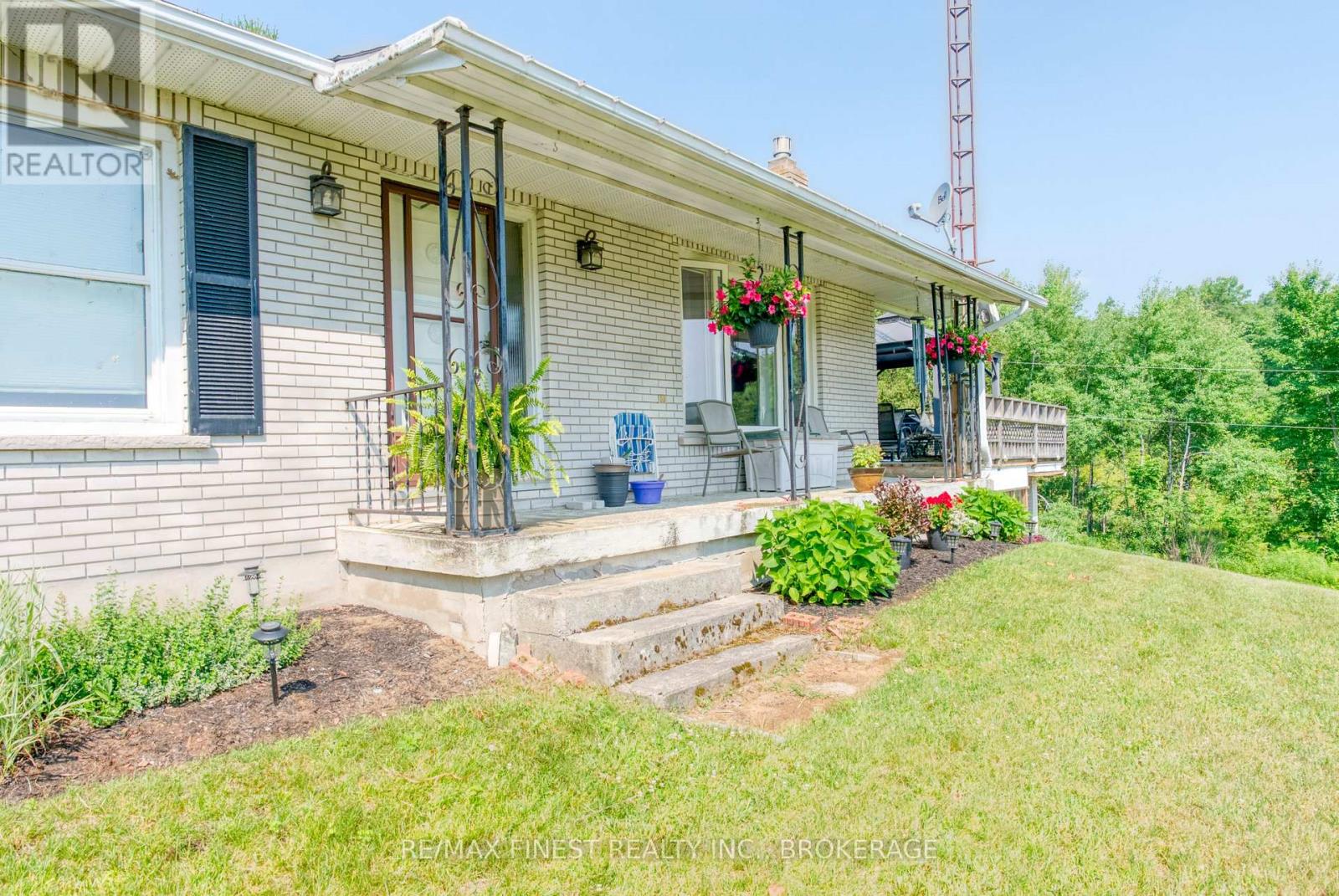 1286 Brock Road, Frontenac, Ontario  K0H 2E0 - Photo 5 - X12466390