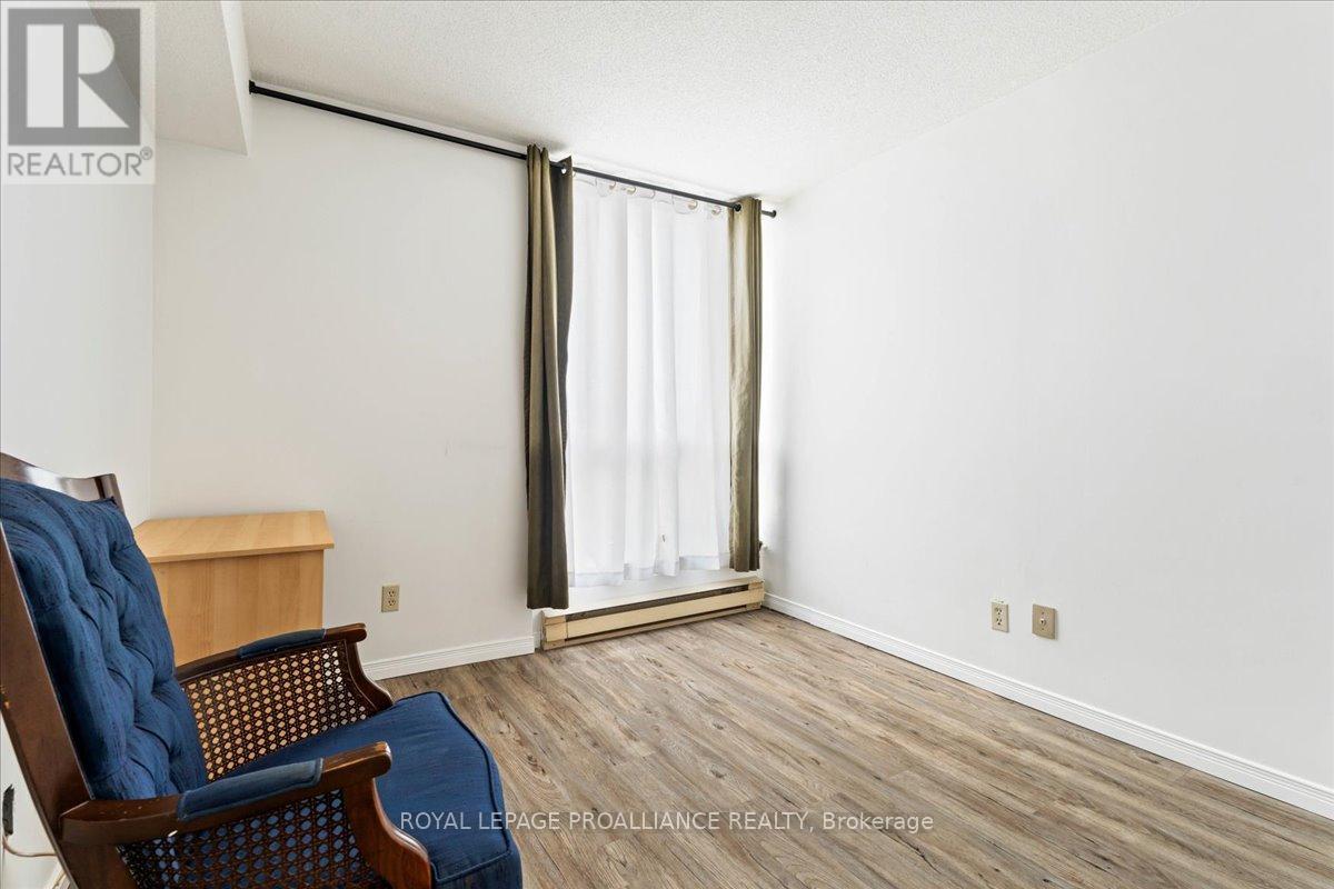 201 - 344 Front Street, Belleville, Ontario  K8N 5M4 - Photo 32 - X12466344