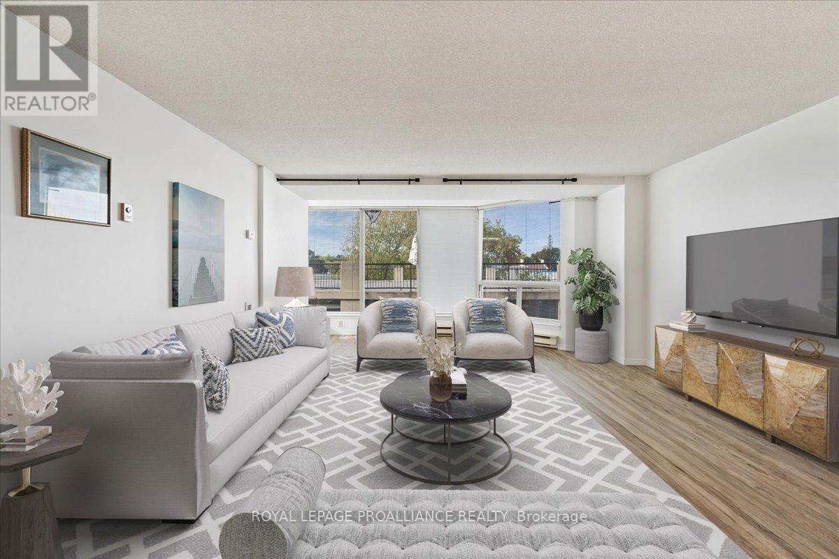 201 - 344 Front Street, Belleville, Ontario  K8N 5M4 - Photo 34 - X12466344