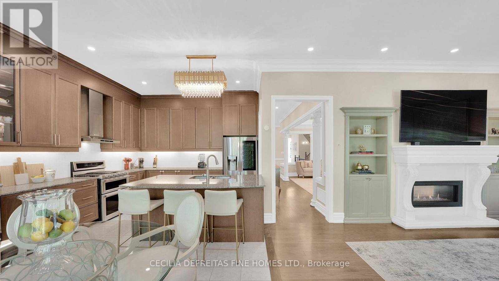 6 Orwell Drive, Vaughan, Ontario  L4H 4P7 - Photo 10 - N12466287
