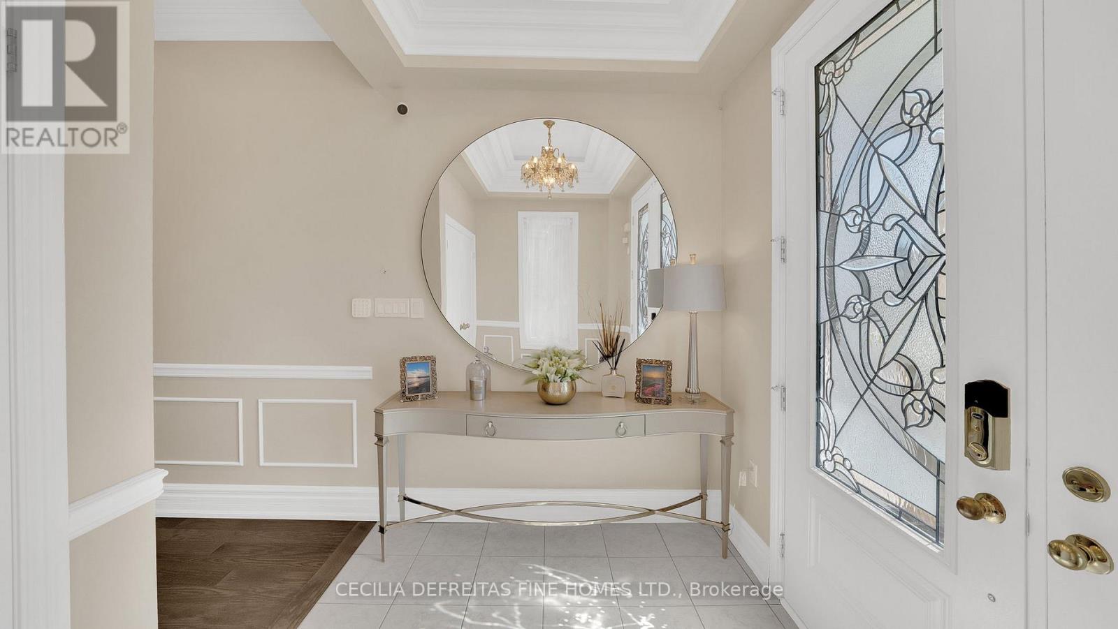 6 Orwell Drive, Vaughan, Ontario  L4H 4P7 - Photo 3 - N12466287