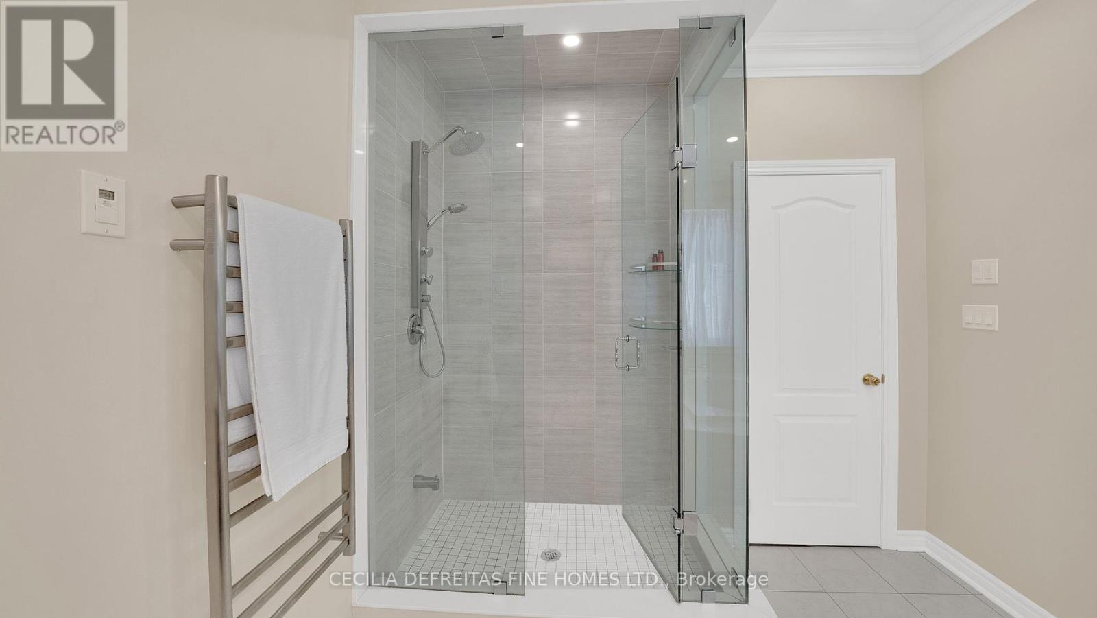6 Orwell Drive, Vaughan, Ontario  L4H 4P7 - Photo 32 - N12466287