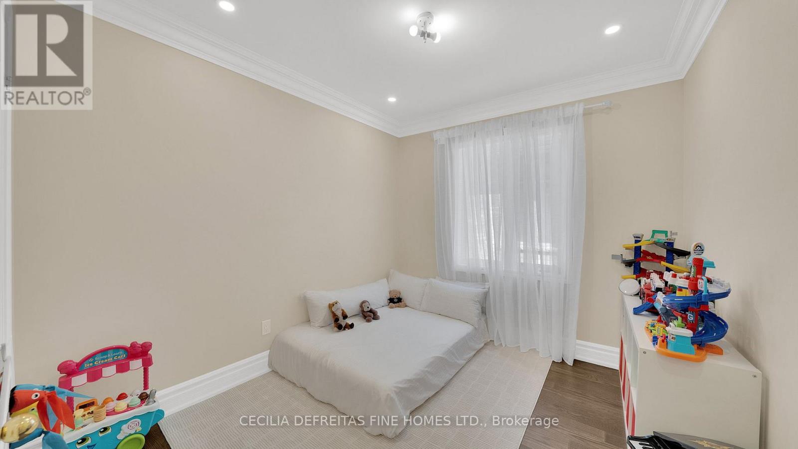 6 Orwell Drive, Vaughan, Ontario  L4H 4P7 - Photo 36 - N12466287