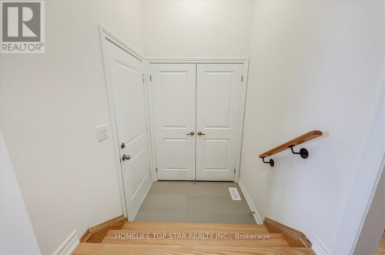 55 Brethet Heights, New Tecumseth (Beeton), Ontario  L0G 1A0 - Photo 16 - N12466330