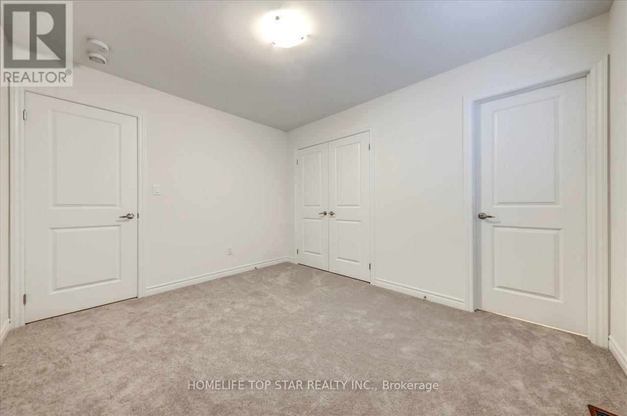 55 Brethet Heights, New Tecumseth (Beeton), Ontario  L0G 1A0 - Photo 32 - N12466330