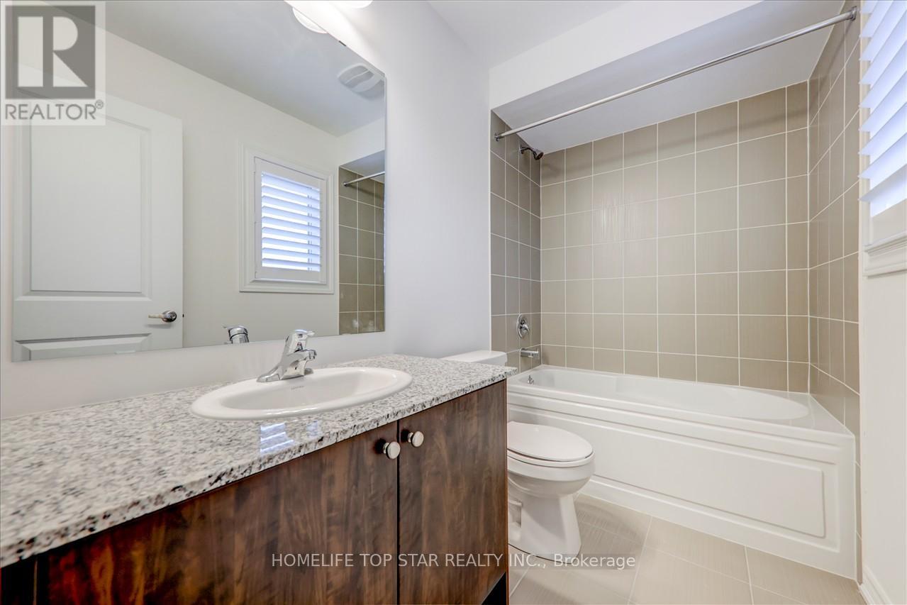 55 Brethet Heights, New Tecumseth (Beeton), Ontario  L0G 1A0 - Photo 33 - N12466330