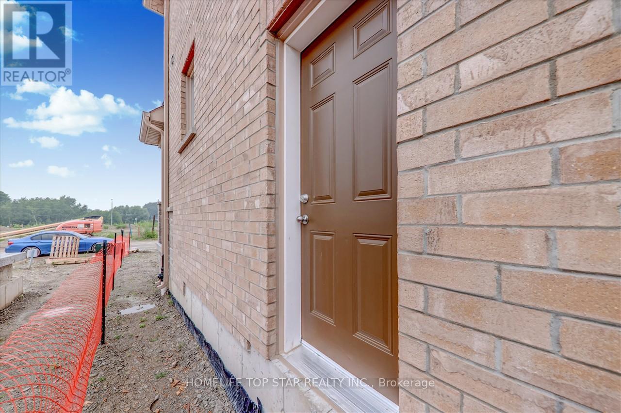 55 Brethet Heights, New Tecumseth (Beeton), Ontario  L0G 1A0 - Photo 36 - N12466330