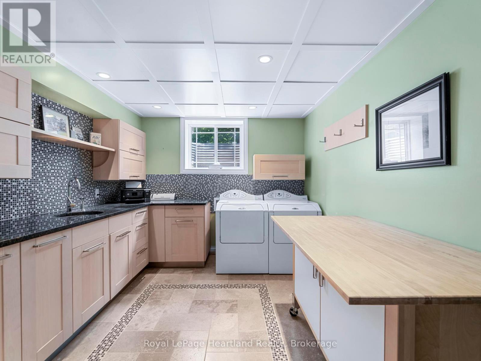 24 Thimbleweed Drive, Bluewater, Ontario  N0M 1G0 - Photo 37 - X12466340