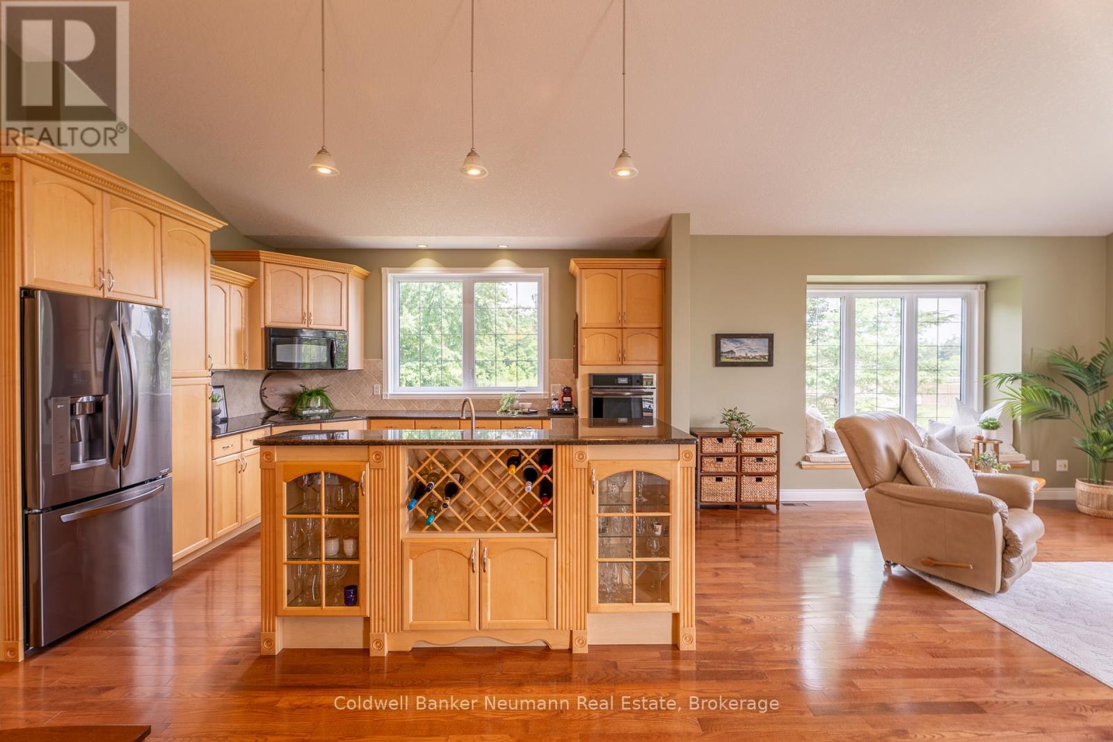 7677 Maltby Road E, Puslinch, Ontario  N0B 2J0 - Photo 12 - X12466362