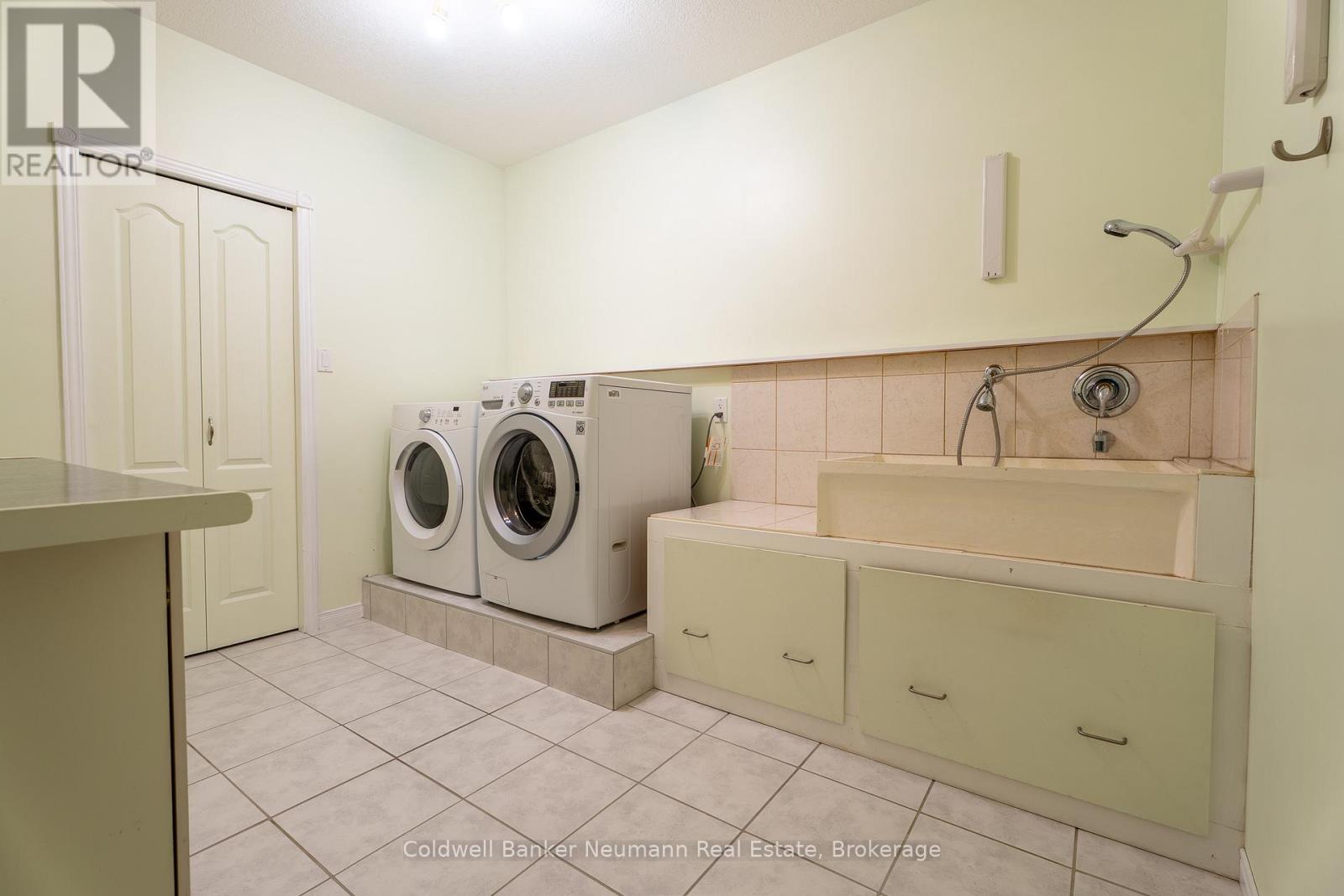 7677 Maltby Road E, Puslinch, Ontario  N0B 2J0 - Photo 33 - X12466362