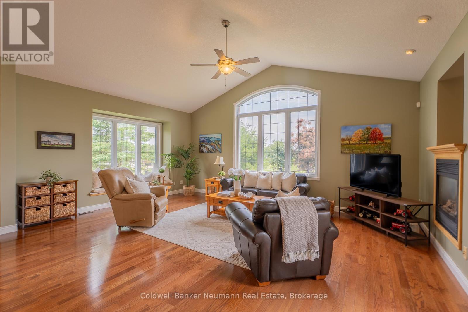 7677 Maltby Road E, Puslinch, Ontario  N0B 2J0 - Photo 8 - X12466362