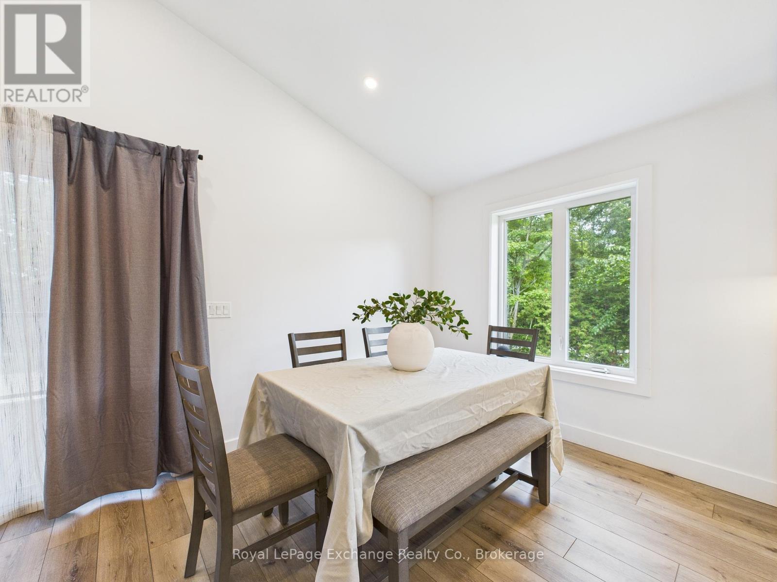 127 Hemlock Street, Huron-Kinloss, Ontario  P4N 6S5 - Photo 13 - X12466374