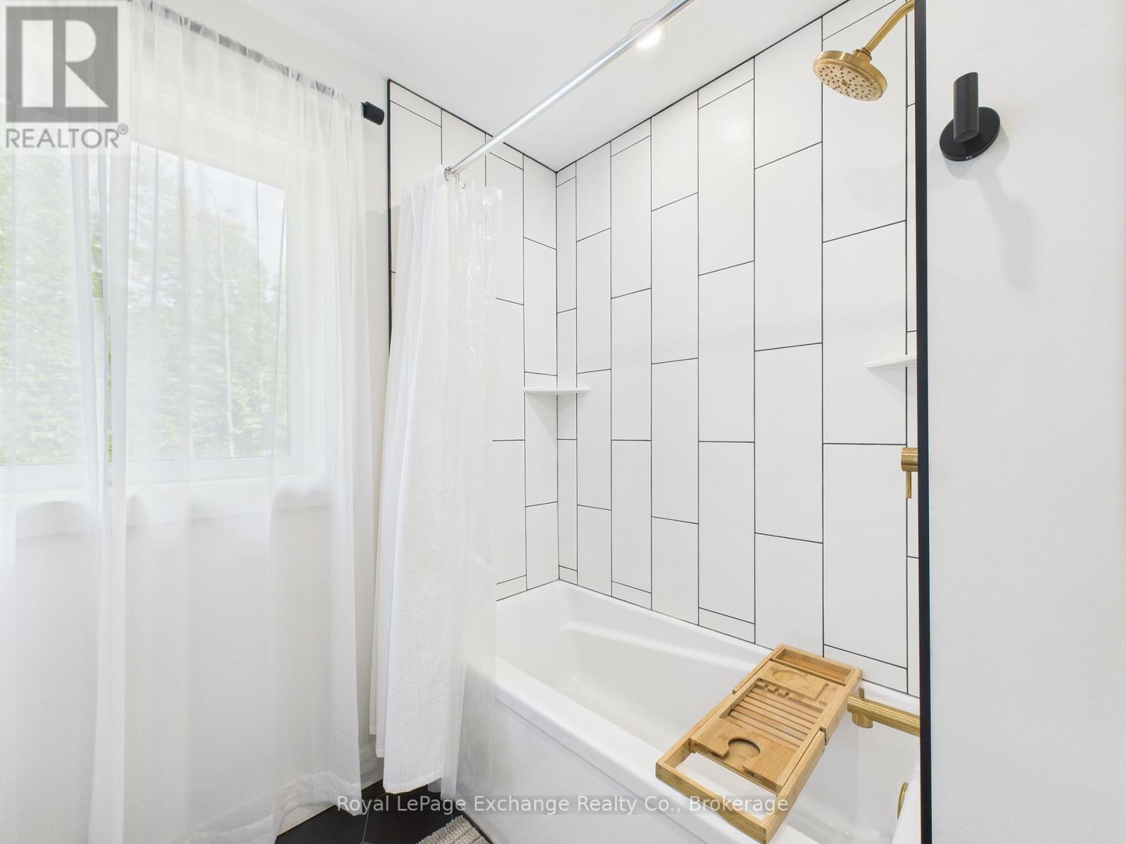 127 Hemlock Street, Huron-Kinloss, Ontario  P4N 6S5 - Photo 23 - X12466374