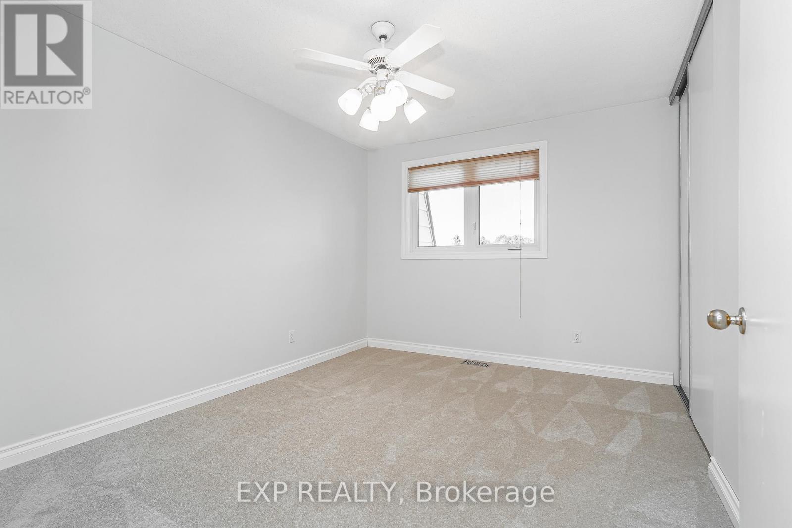 6084a Vineyard Drive, Ottawa, Ontario  K1C 2M5 - Photo 23 - X12466357