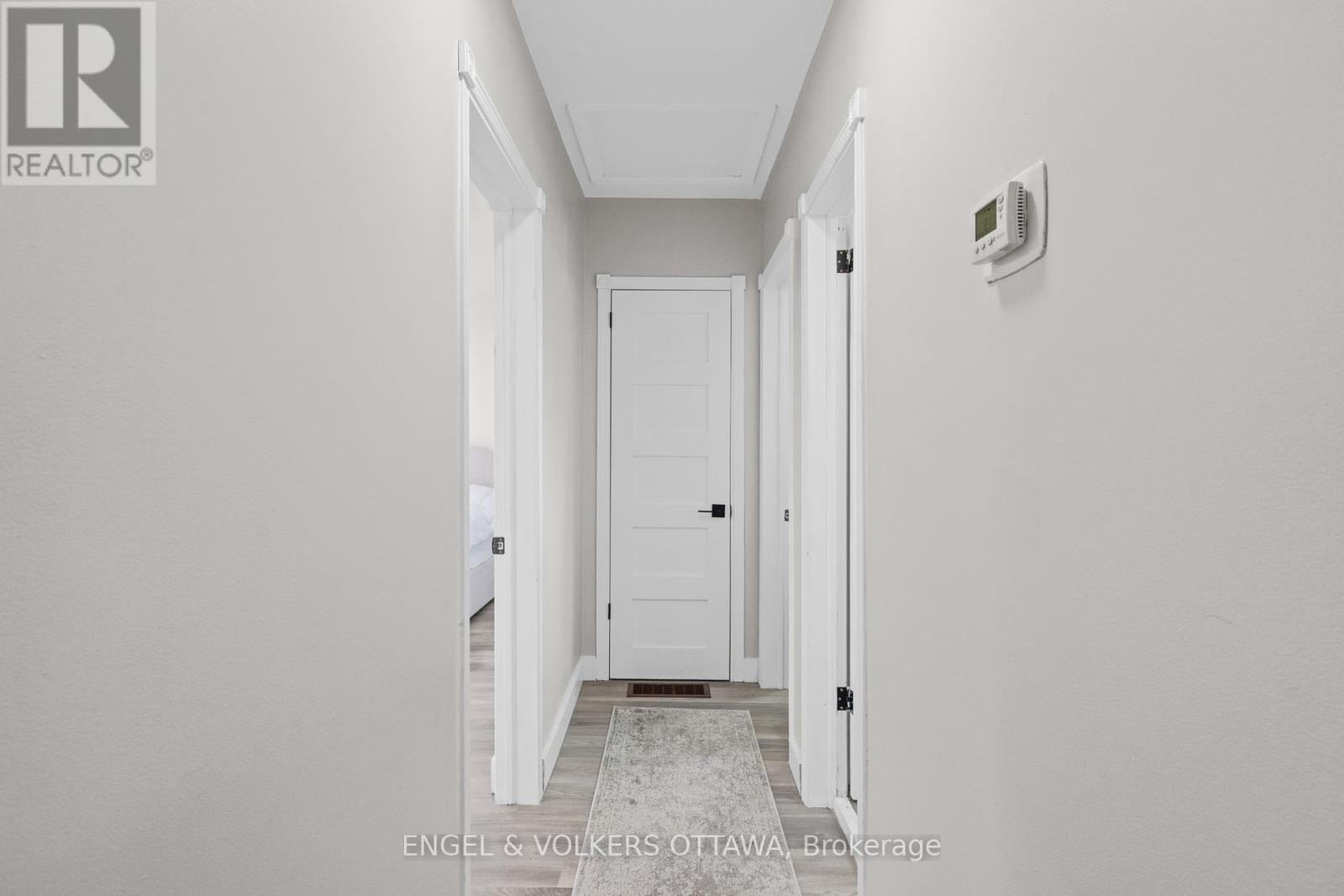 43 Cordova Street, Ottawa, Ontario  K2G 1N3 - Photo 11 - X12466378