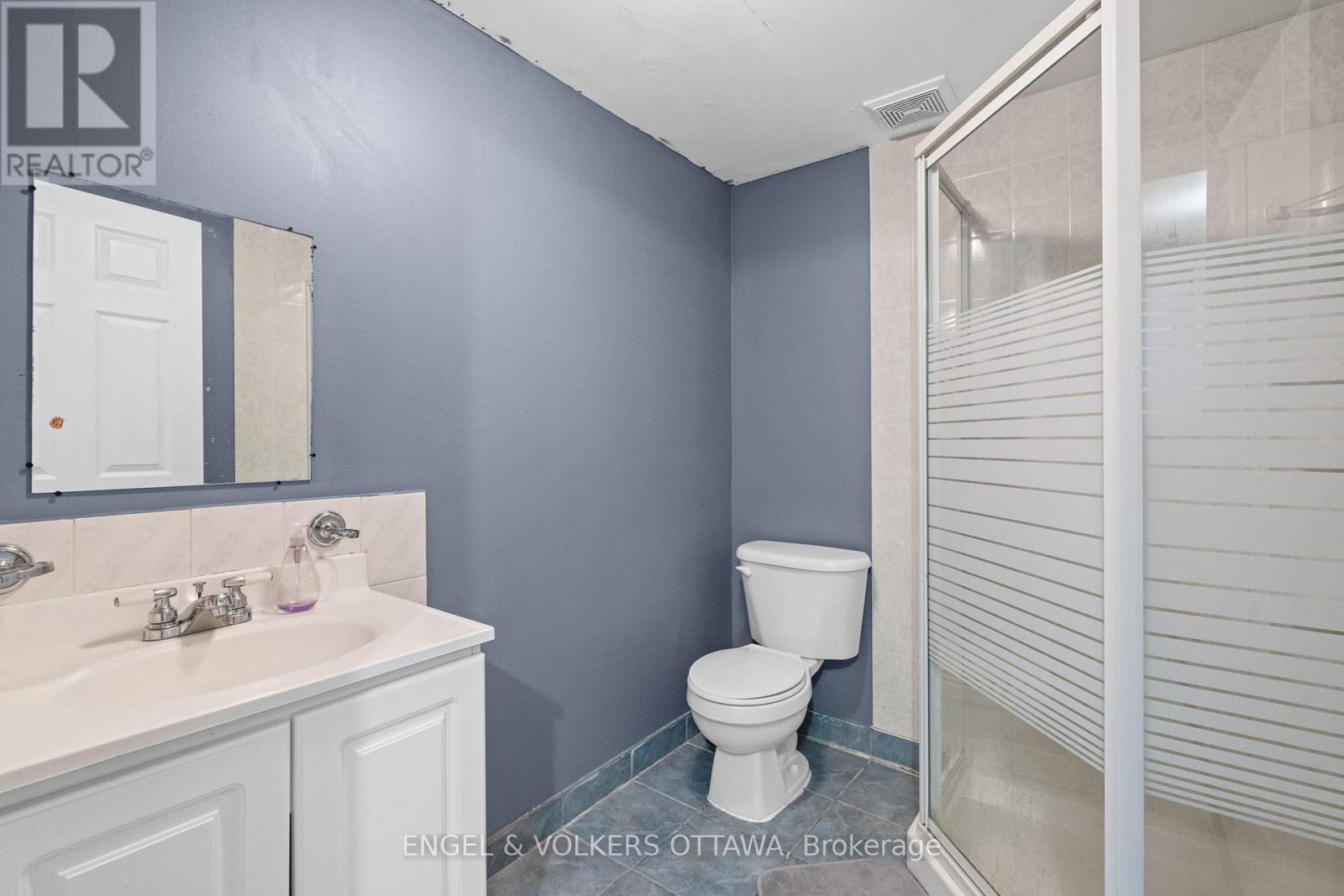 43 Cordova Street, Ottawa, Ontario  K2G 1N3 - Photo 18 - X12466378