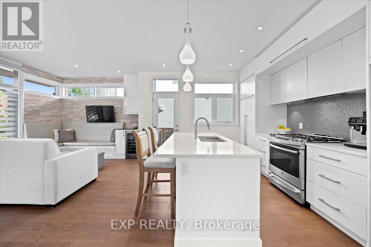365 Winston Avenue, Ottawa, Ontario  K2A 1Y7 - Photo 12 - X12466440