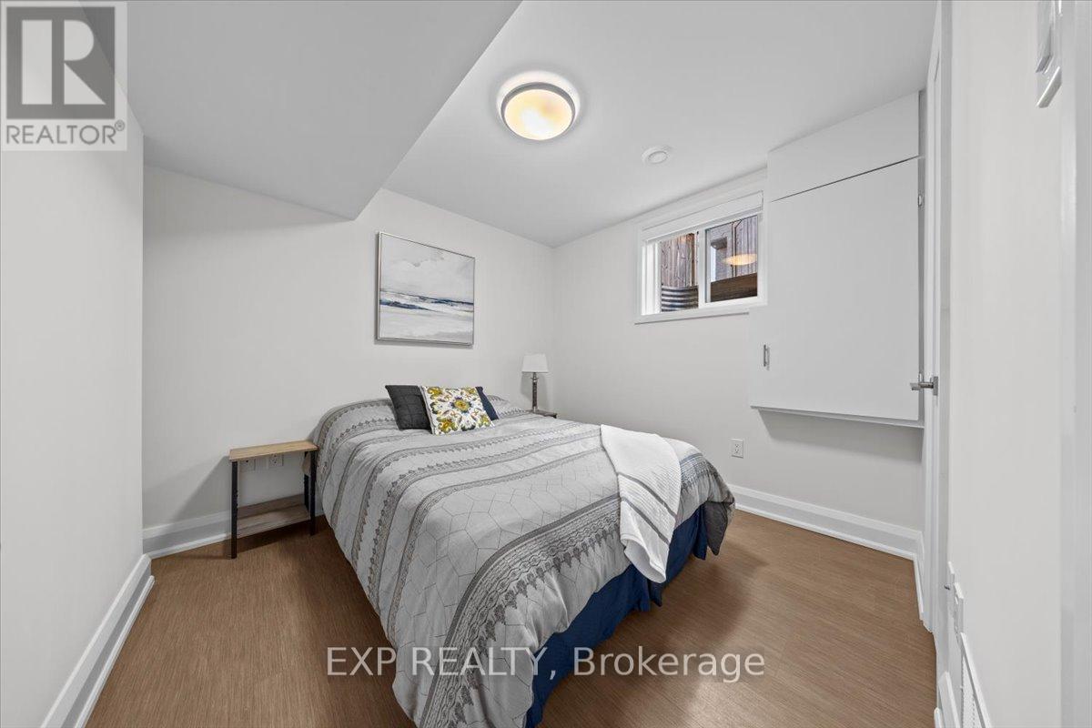 365 Winston Avenue, Ottawa, Ontario  K2A 1Y7 - Photo 34 - X12466440