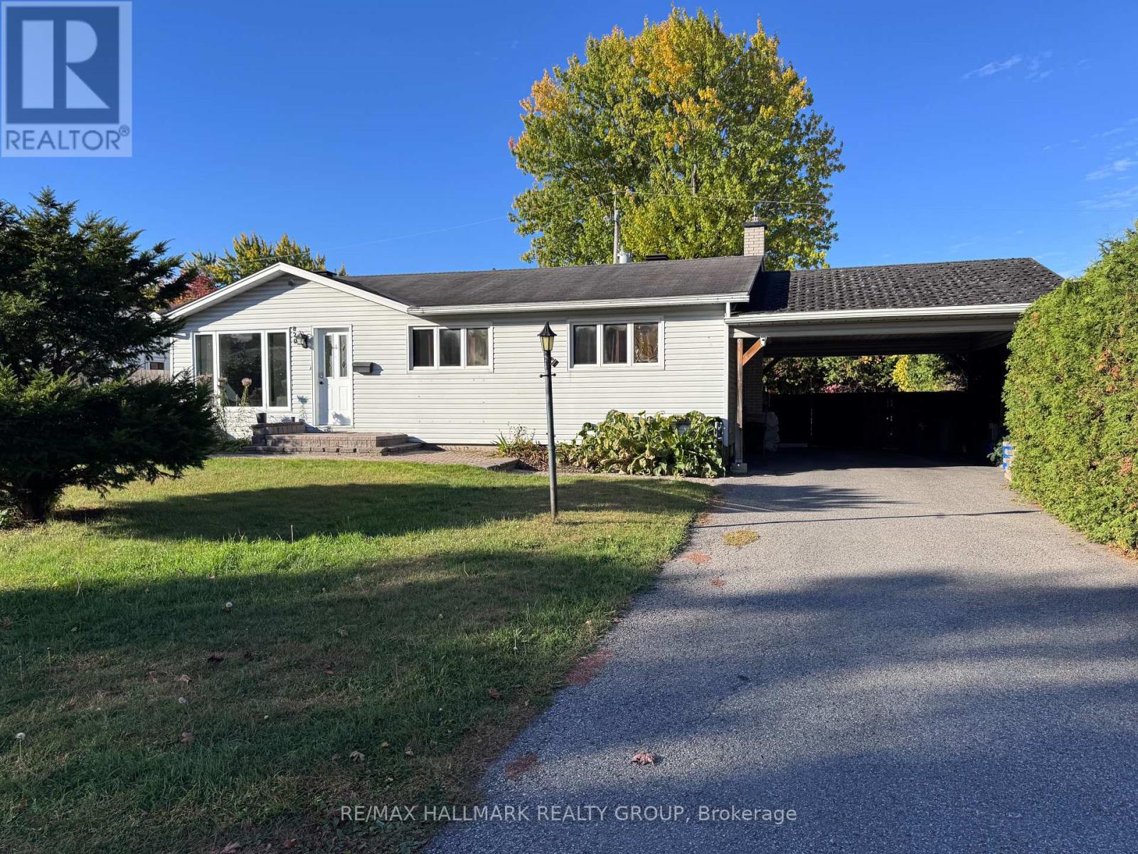 820-B WILLOW AVENUE, Ottawa, Ontario