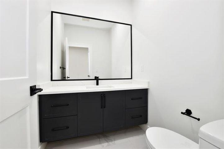 34030 Parr Avenue, Mission, British Columbia  V2V 6B2 - Photo 12 - R3058860