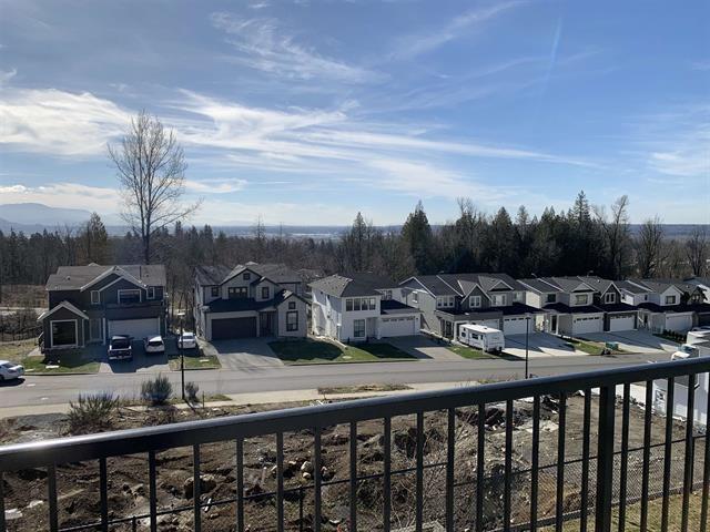 34030 Parr Avenue, Mission, British Columbia  V2V 6B2 - Photo 2 - R3058860