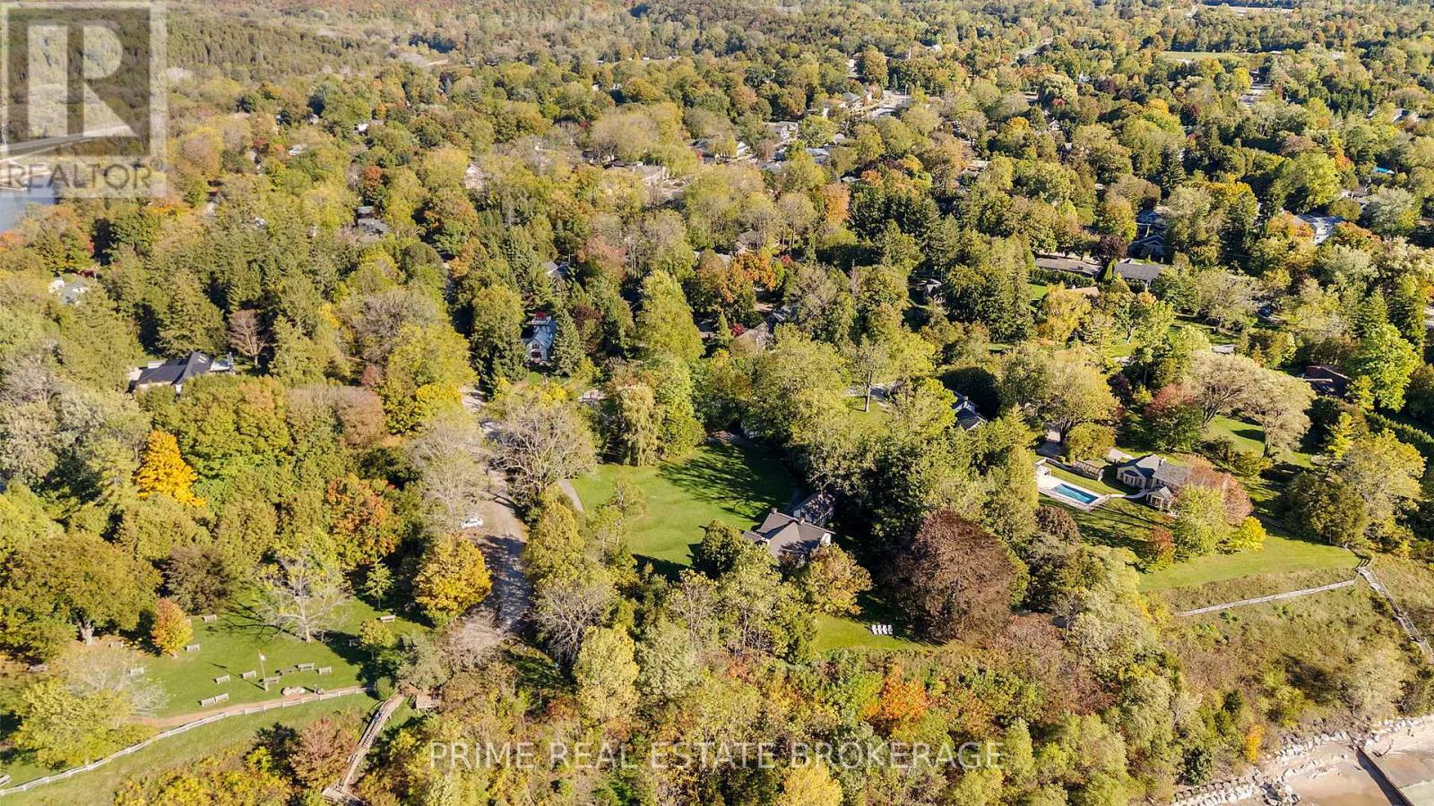 21 Chiniquy Street, Bluewater, Ontario  N0M 1G0 - Photo 47 - X12466352