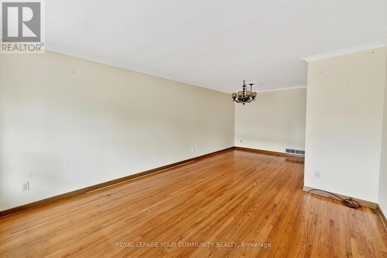 55 Milady Road, Toronto, Ontario  M9L 2H9 - Photo 9 - W12459246