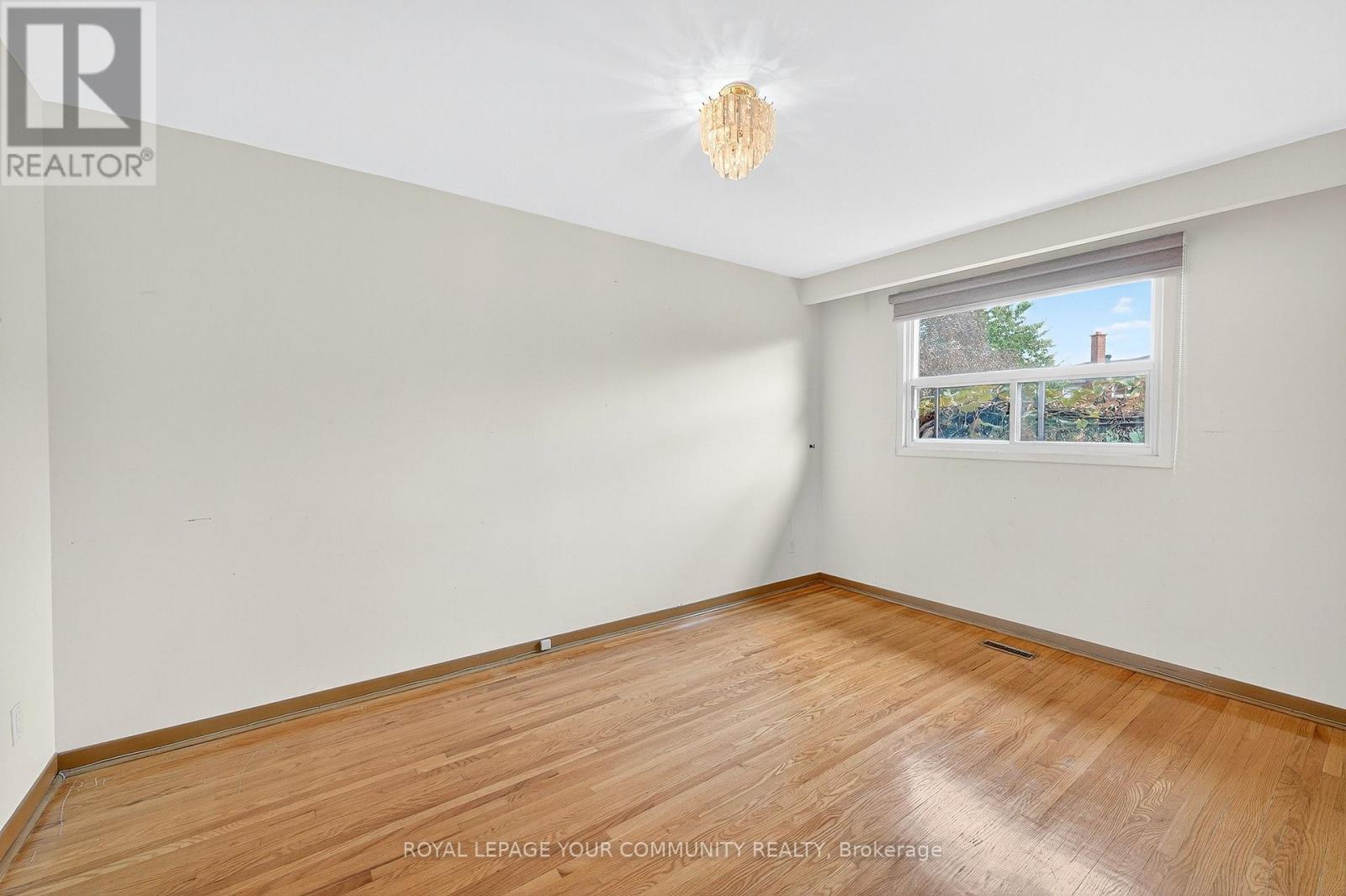 55 Milady Road, Toronto, Ontario  M9L 2H9 - Photo 14 - W12459246