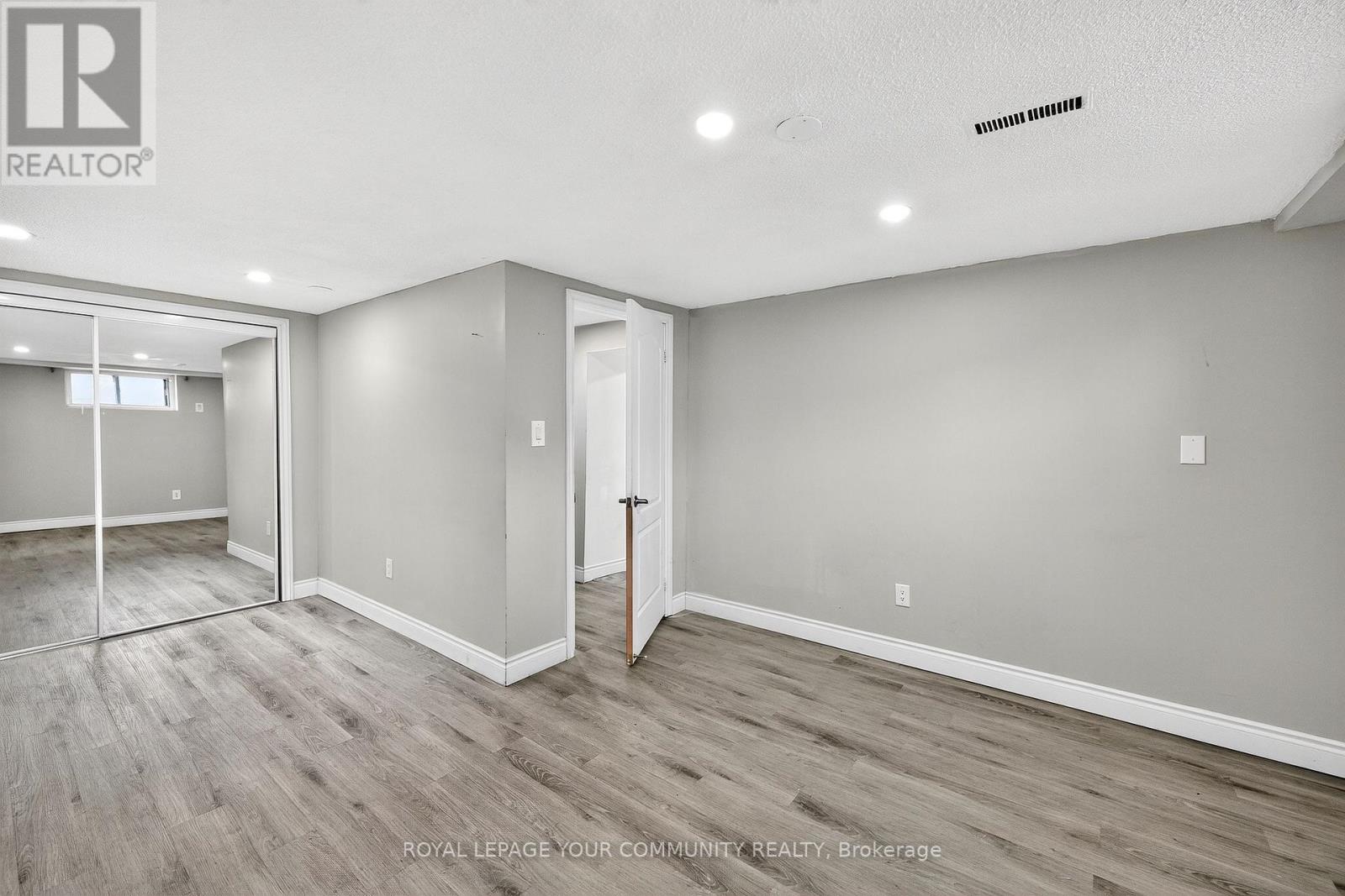 55 Milady Road, Toronto, Ontario  M9L 2H9 - Photo 27 - W12459246