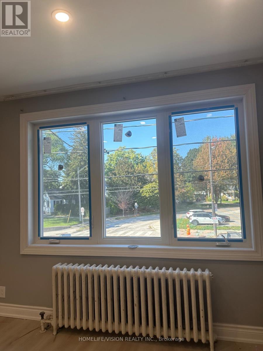 2877a St Clair Avenue E, Toronto, Ontario  M4B 1N4 - Photo 12 - E12435483