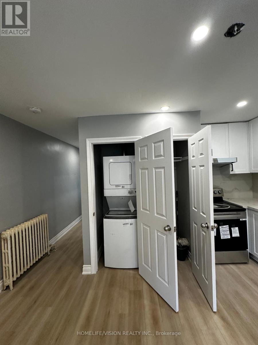 2877a St Clair Avenue E, Toronto, Ontario  M4B 1N4 - Photo 9 - E12435483