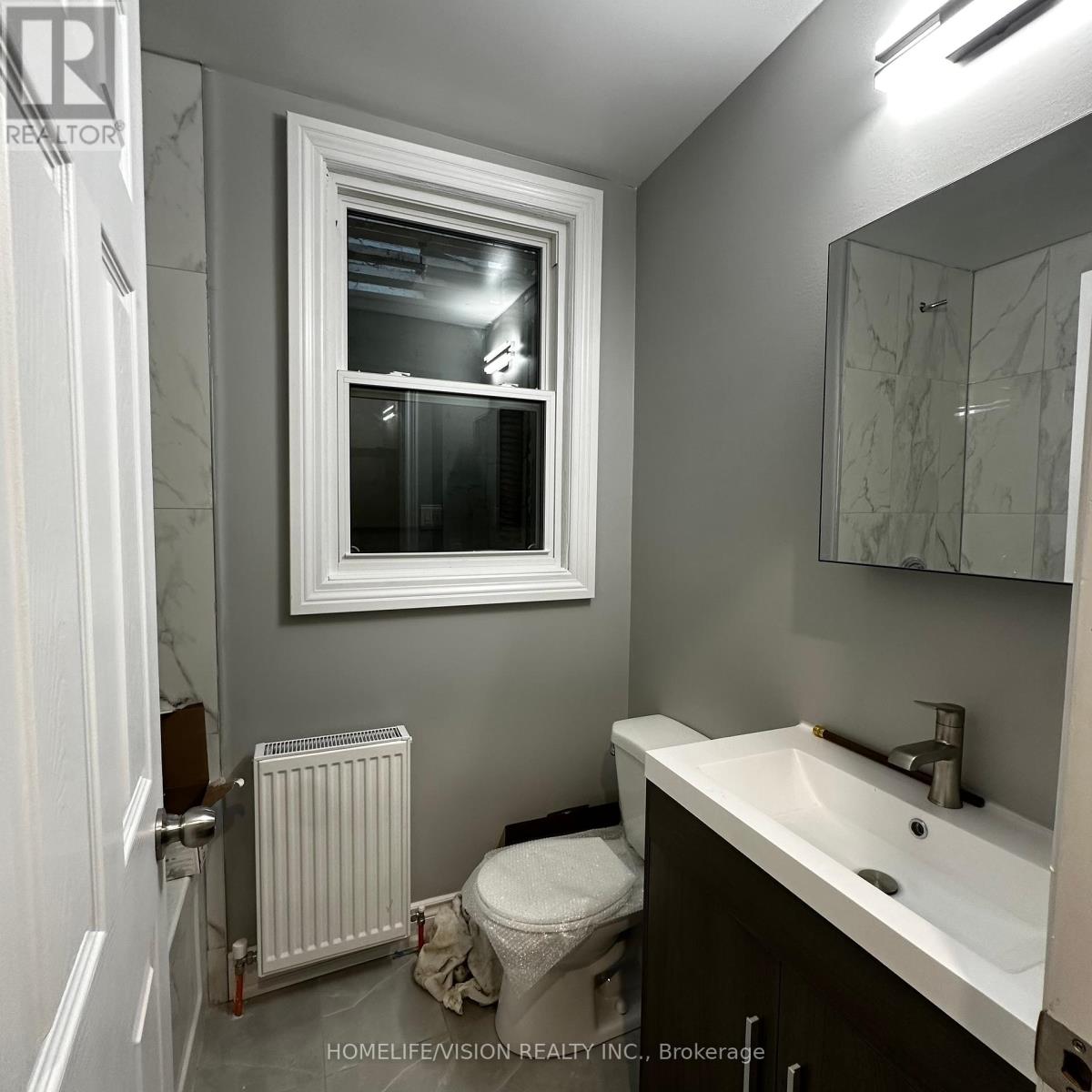 2877a St Clair Avenue E, Toronto, Ontario  M4B 1N4 - Photo 15 - E12435483