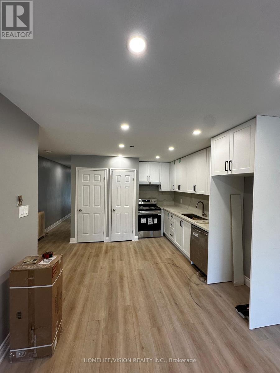 2877a St Clair Avenue E, Toronto, Ontario  M4B 1N4 - Photo 6 - E12435483