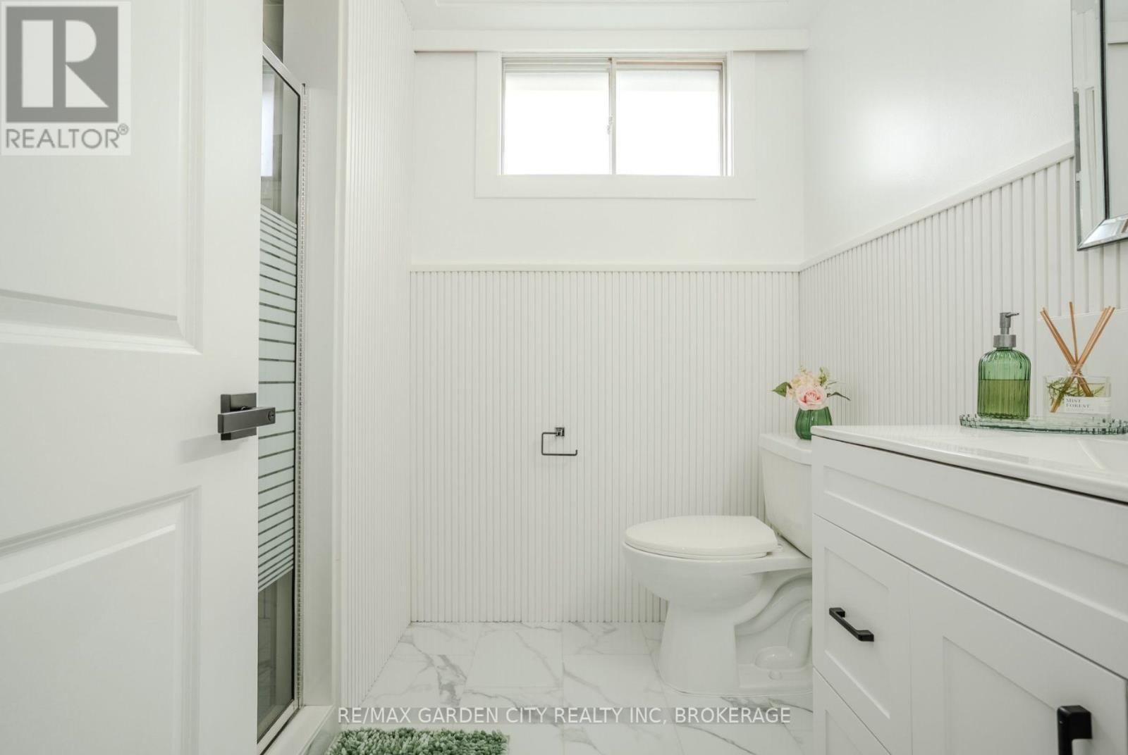 53 Brant Avenue, Welland, Ontario  L3C 6C6 - Photo 23 - X12466411