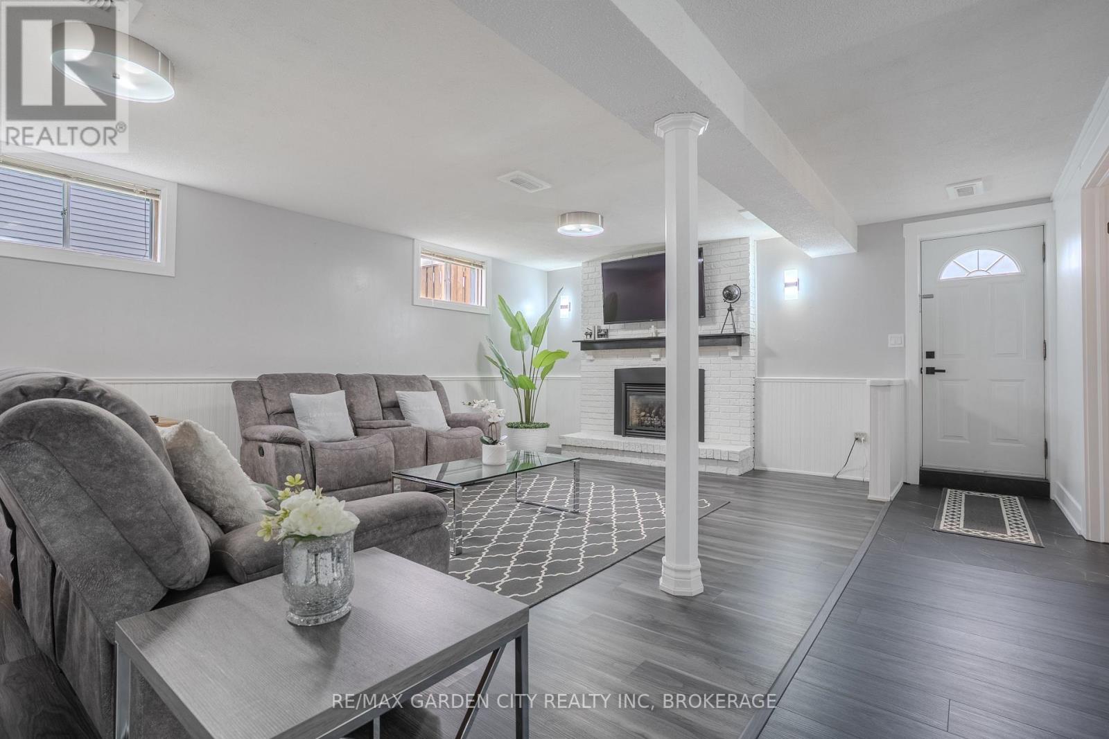 53 Brant Avenue, Welland, Ontario  L3C 6C6 - Photo 26 - X12466411